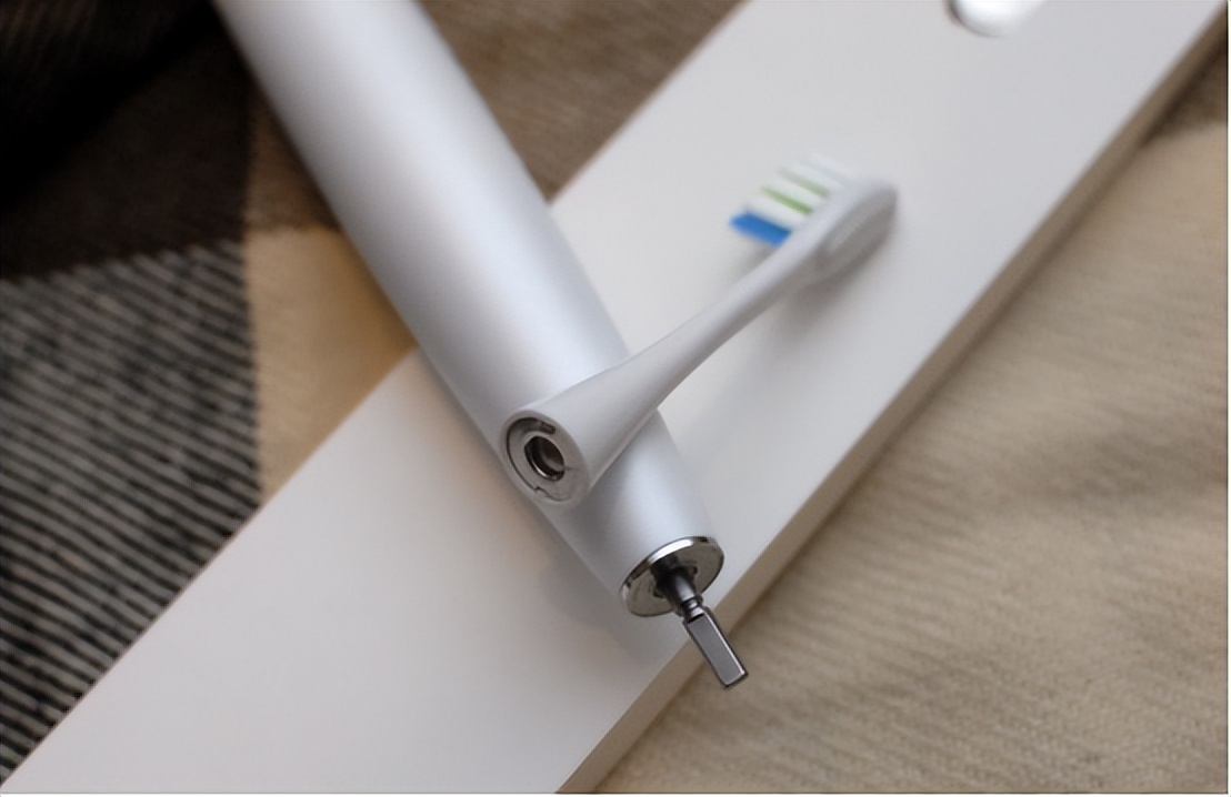 电动牙刷有什么坏处和好处,电动牙刷刷牙弊端