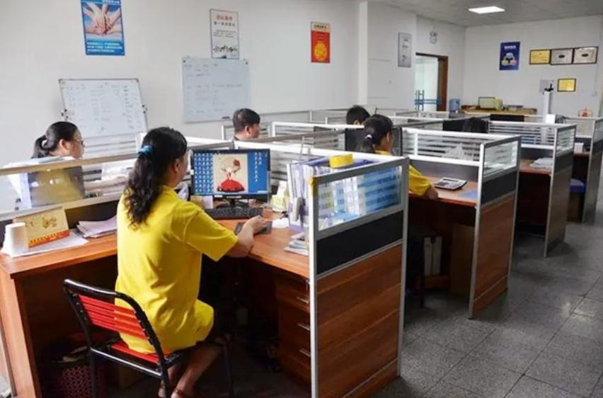 16年，岳父患癌岳母智障，入赘女婿打工挣20万盖新房，撑起一个家