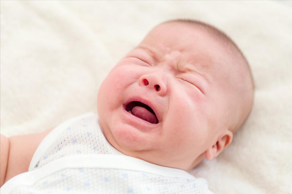 明明能够好好睡觉的宝宝，突然就睡不好了？可能是“并觉期”作怪