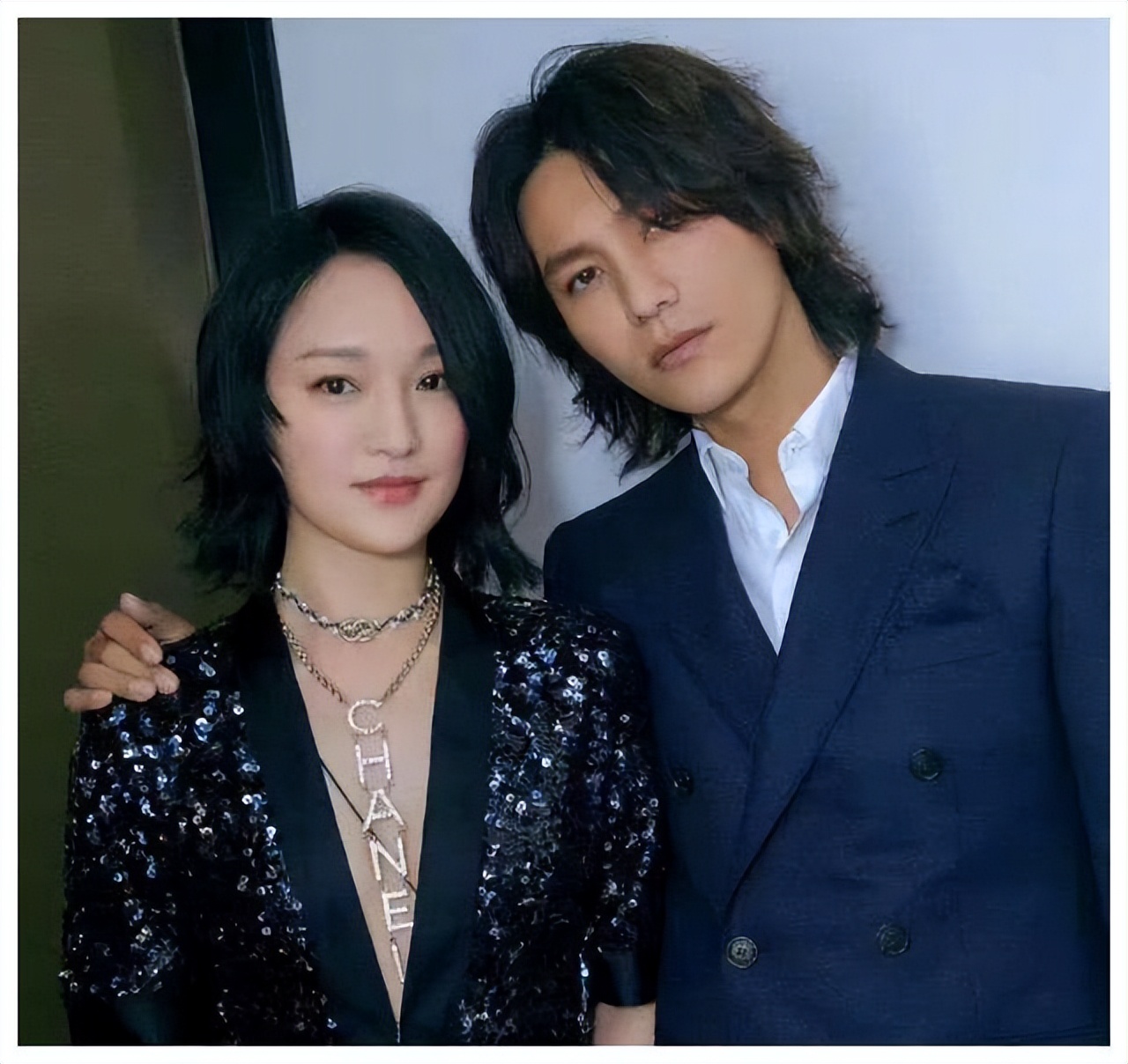 男明星之间的真挚友情,明星友情亲情爱情哪个更重要