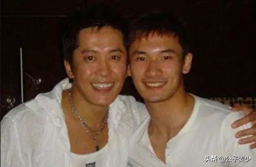 毛宁现状照片,年轻的毛宁近照