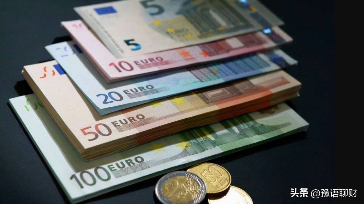 大变局！全球货币支付：美元升至42.6%，欧元降至31.7%，人民币呢