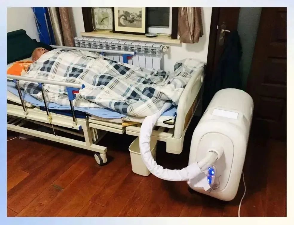 大小便智能护理机器人——卧床、失能、瘫痪老人大小便护理神器！