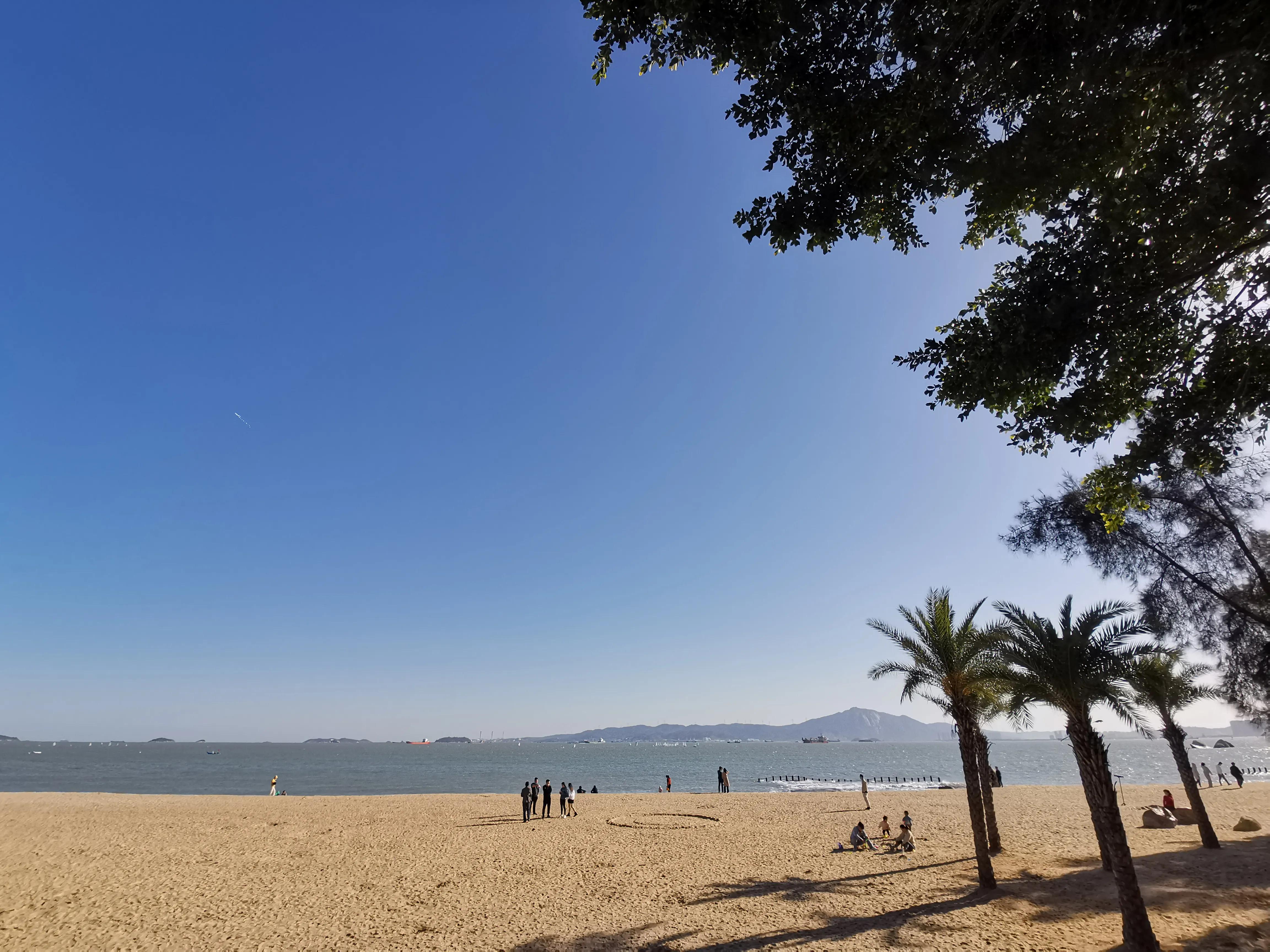 厦门的蓝天白云大海,厦门的海厦门的天空