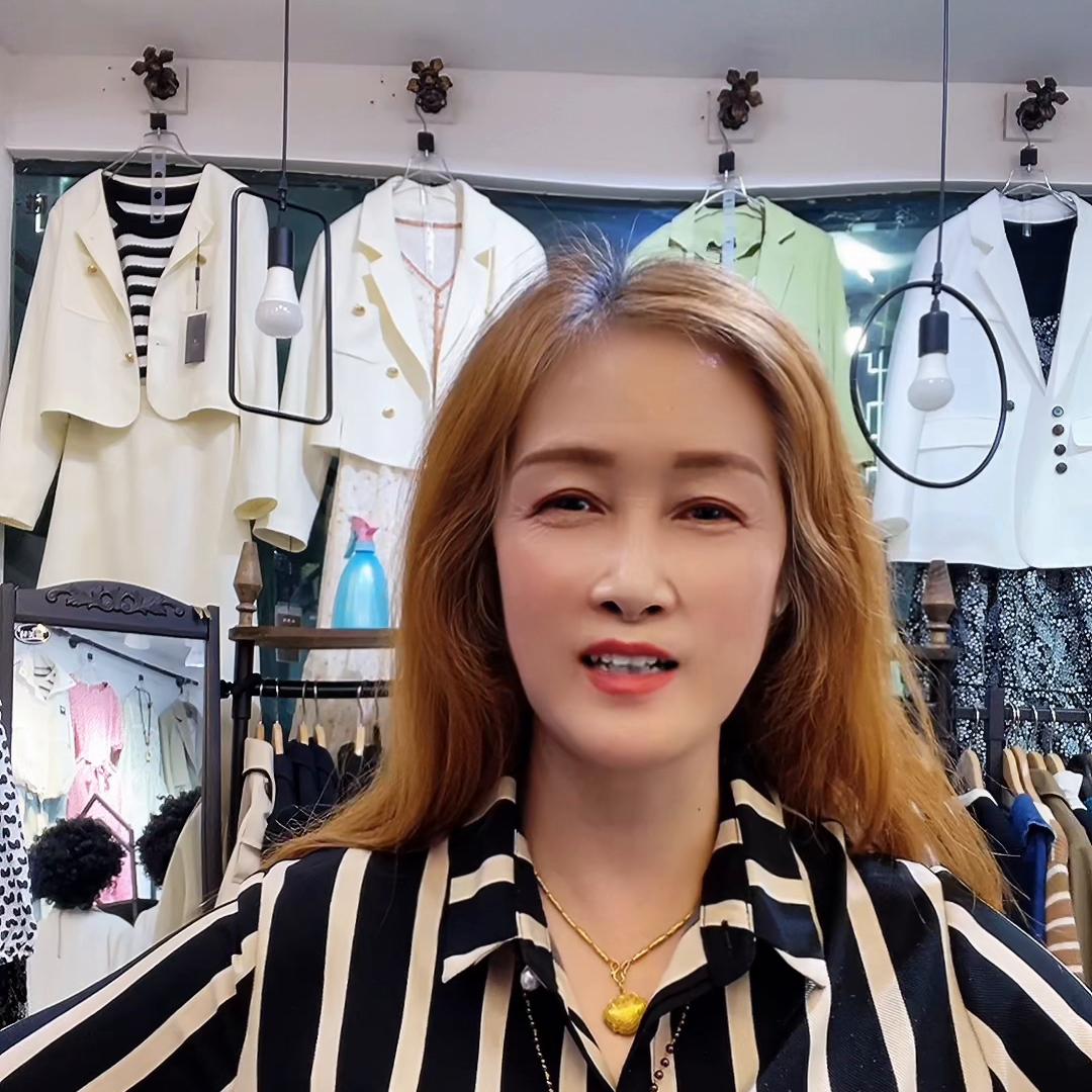 只有自己强大才能掌控自己的人生,自己不强大靠谁都没用经典语录