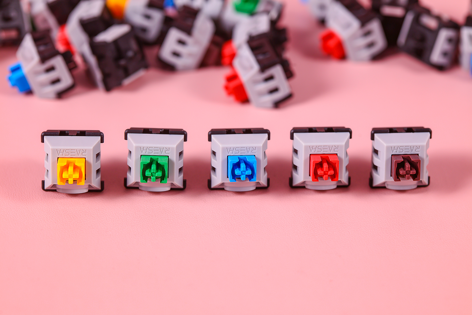 1000左右樱桃轴键盘推荐,樱桃轴机械键盘推荐便宜