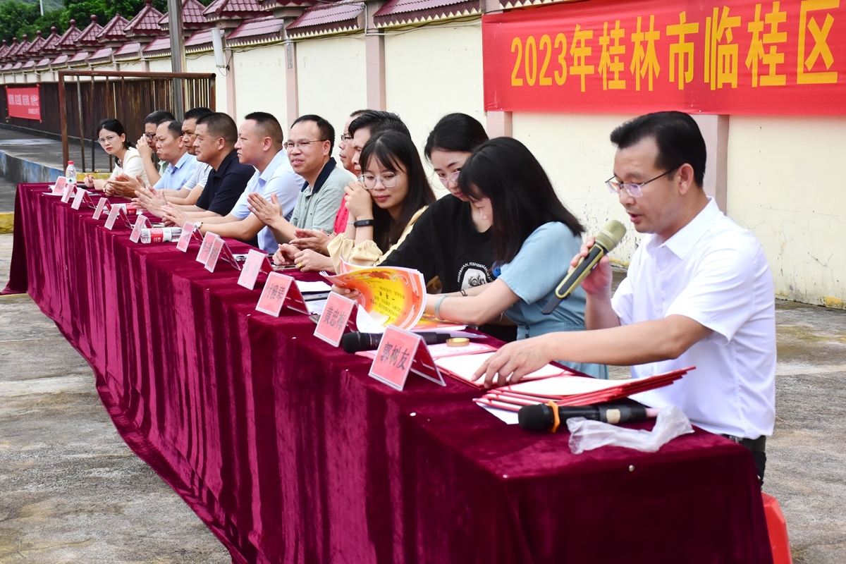 桂林各校军训精彩回顾,广西军训队列操