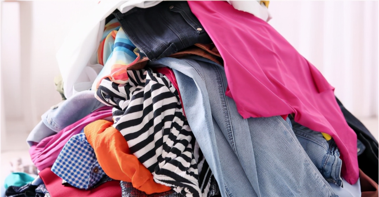 洗黄的衣服用淘米水,发黄的衣服用淘米水泡可以吗