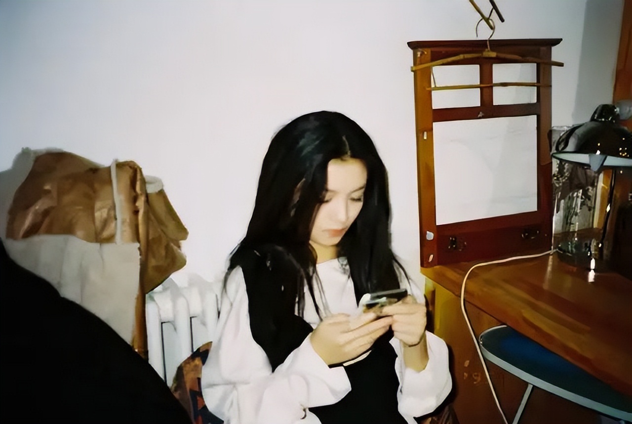 不贪图便宜清正廉洁的人,不贪图名利钱财的人物