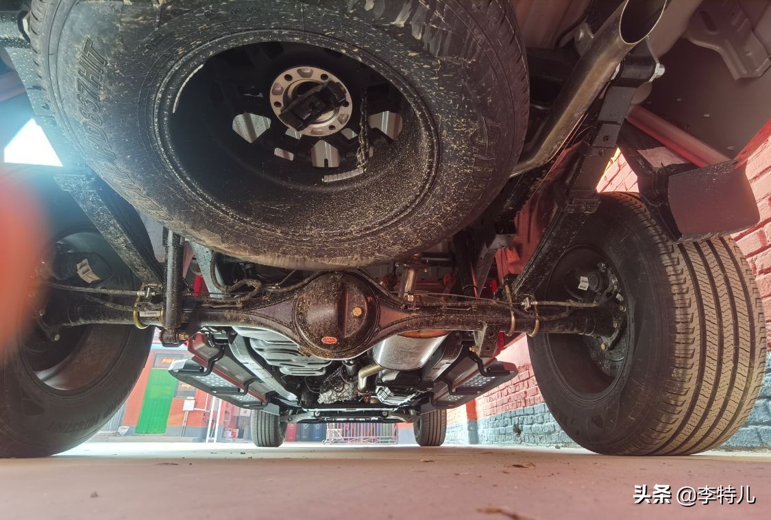 中兴皮卡威狮1949柴油版改装7座,中兴皮卡威狮1949柴油版介绍