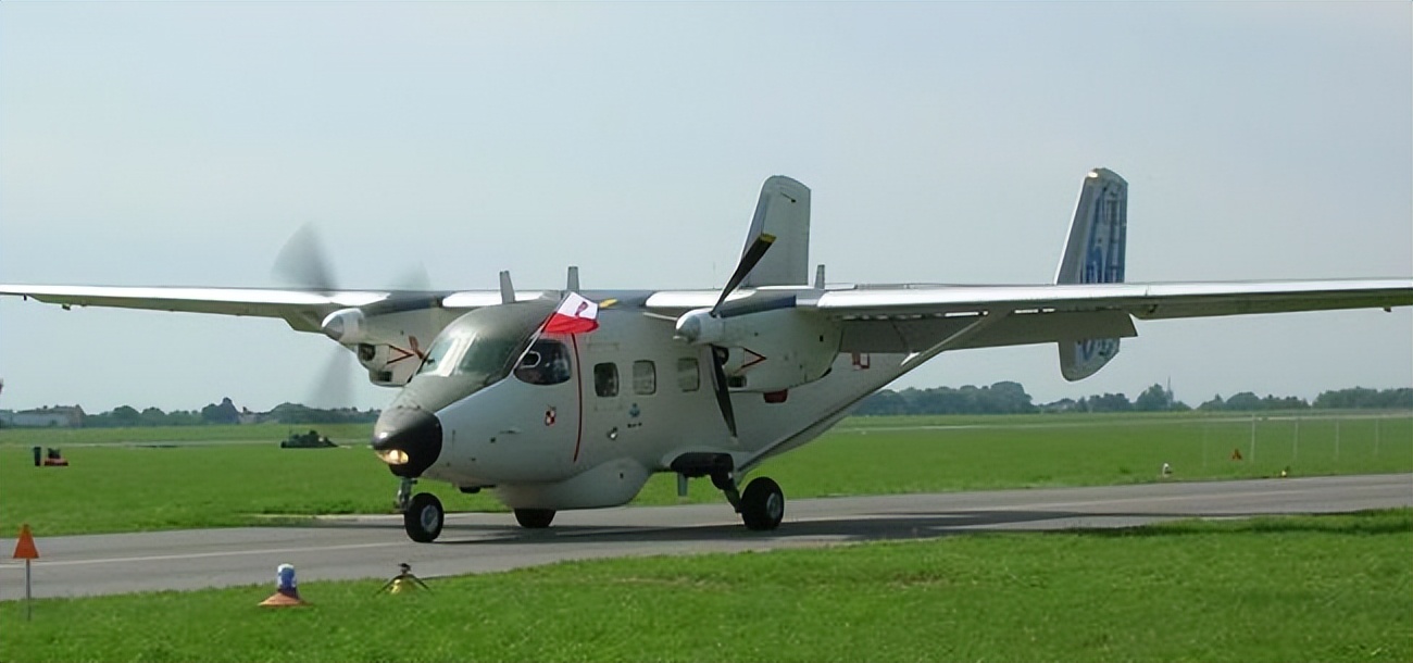 越南空军现役战机合集,越南空军新苏30mk2v战机