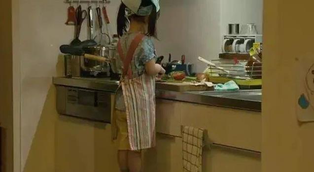 曾全网刷屏的被逼洗*裤内**男孩如今保送清华了妈妈狠一点孩子更优秀