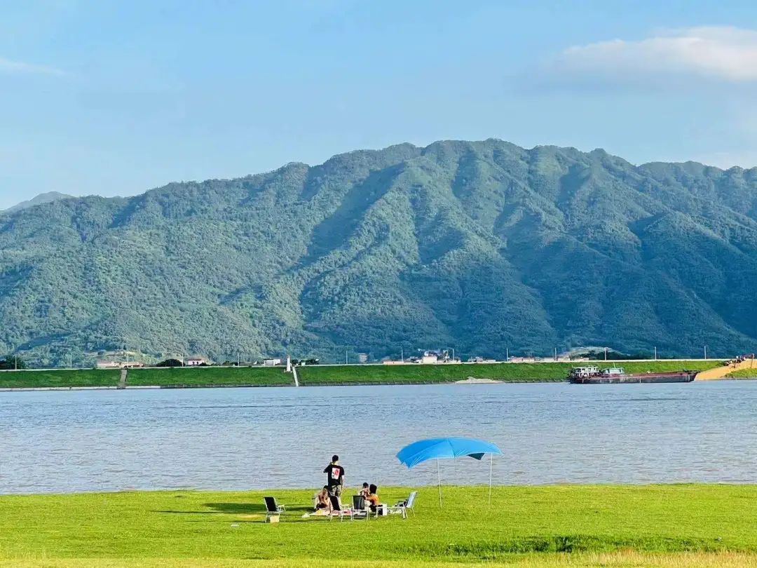 云浮出发湖南湘西详细攻略3天,云浮出发湖南旅游详细攻略3天