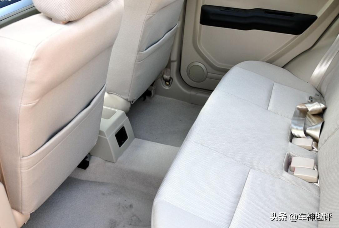 猎豹cs7的内部配置都咋样,猎豹cs7艺术版