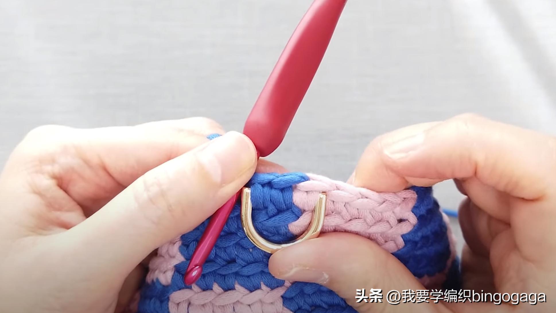 经典棋盘格元素编织包图解,棋盘格包包的线