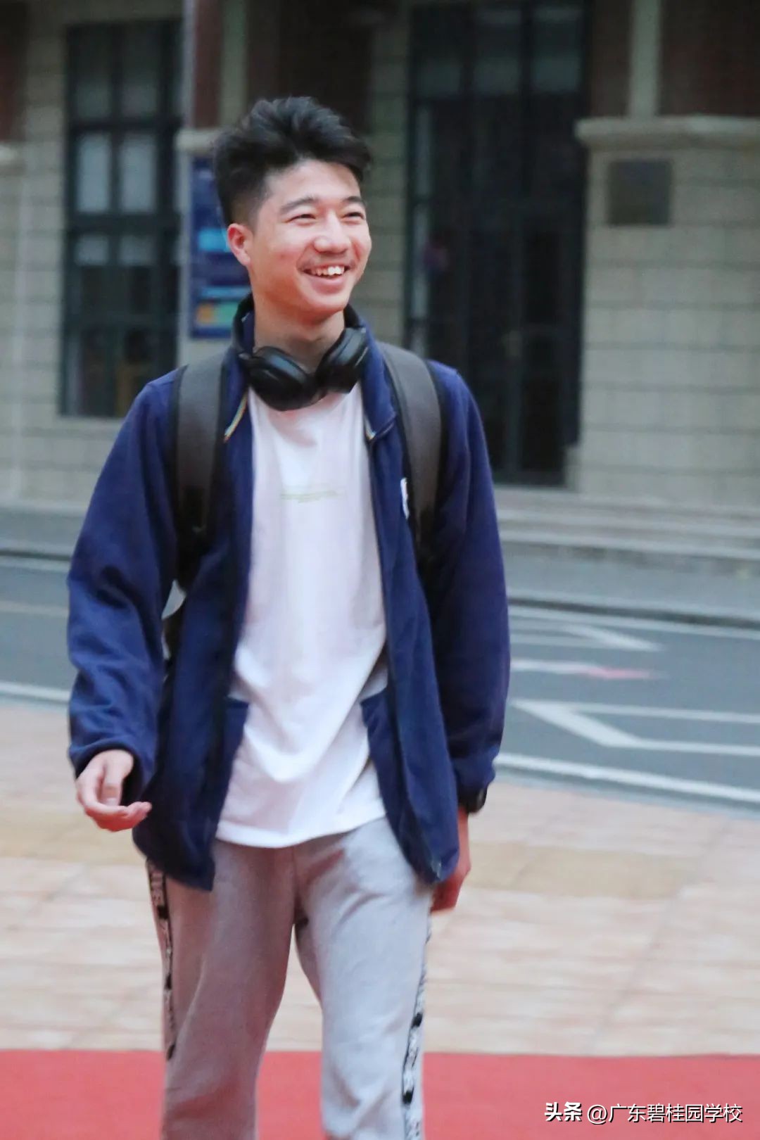 不忘初心！致每一个怀揣电影梦想的此间少年