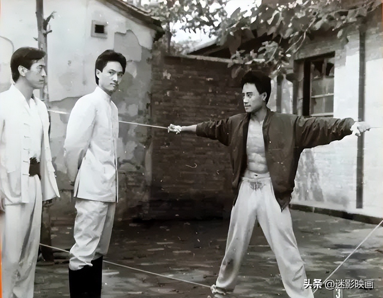 33年前的*力暴**美学功夫片，香港邪典武侠五毒改编，曾经轰动中国