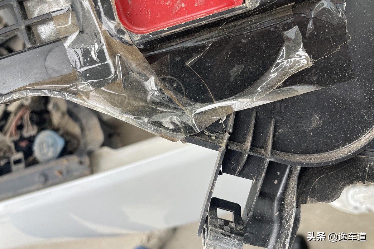 宝马118i四手车值得买吗,试驾13年宝马118i二手值得买吗