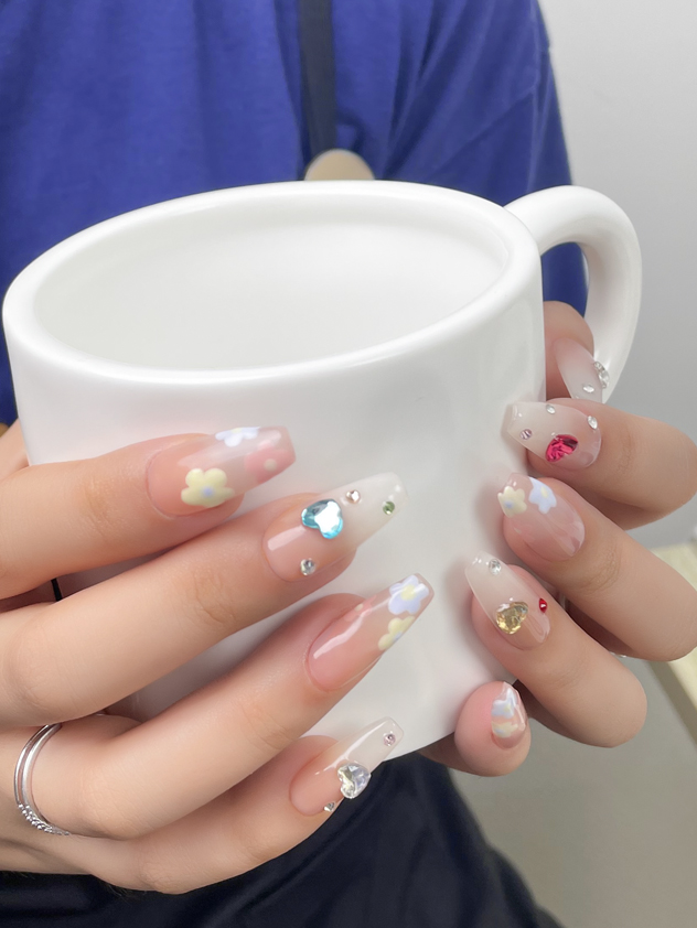 刘诗雯做过的哪些美甲款式,刘诗雯美甲美出了时尚