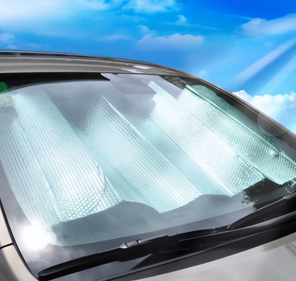 夏天车内快速降温的正确使用方法,车内高温快速降温小妙招