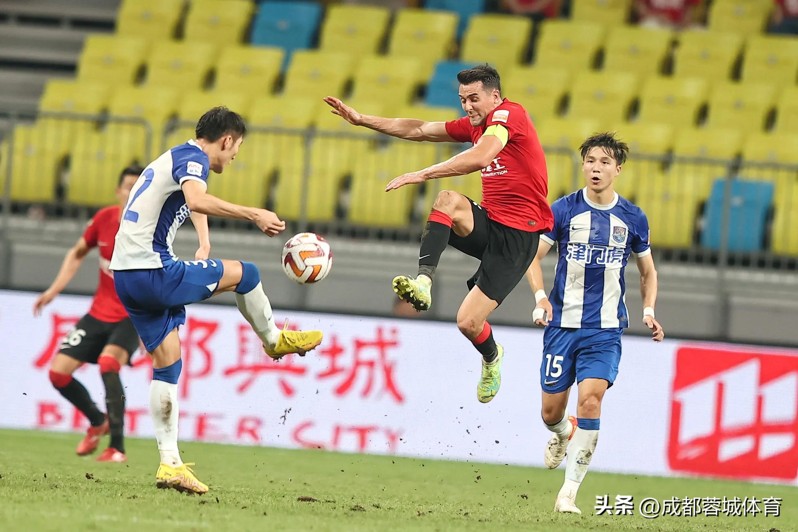 第12轮成都蓉城vs天津津门虎,天津津门虎半场0比1成都蓉城