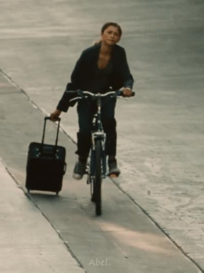 被全网嘲的时候也不退圈，是知道自己拿了爽文剧本会逆风翻盘吗？