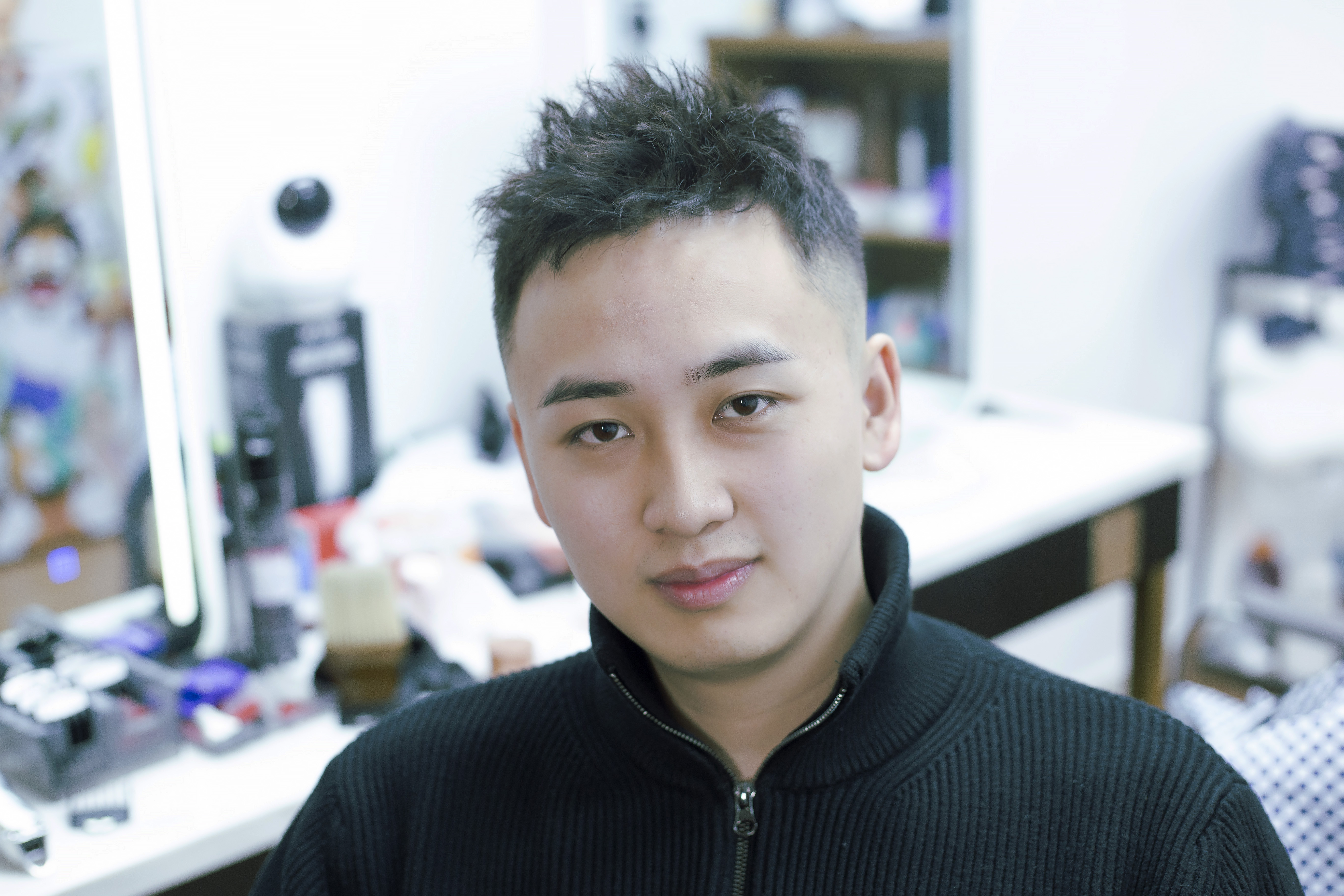 高发际线发量稀疏发型,发际线高头发稀疏掉头发怎么拯救