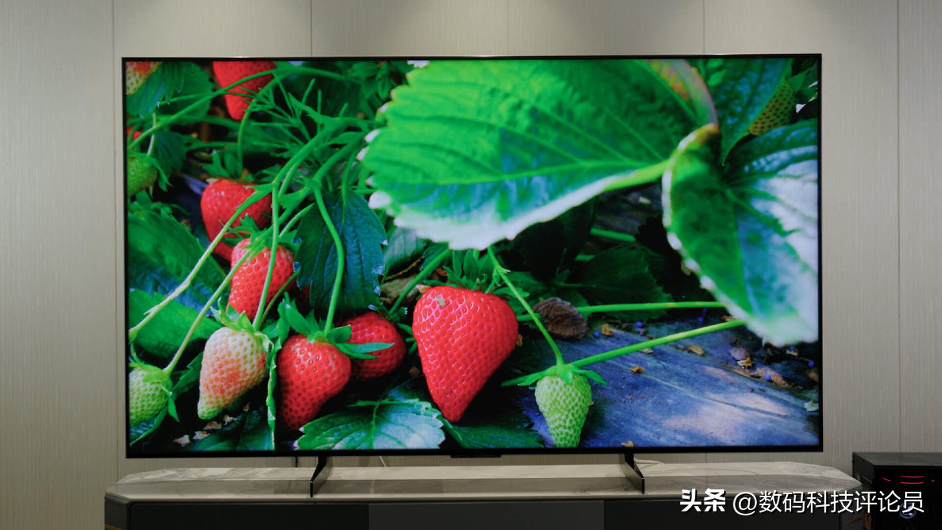 tclq10h的对比度调到多少是最佳,tclq10峰值亮度