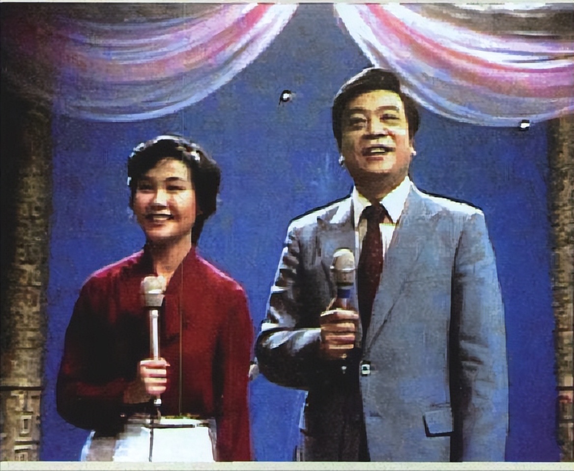 1983年第一届春晚，部级领导审查后：怎么能让姜昆主持？