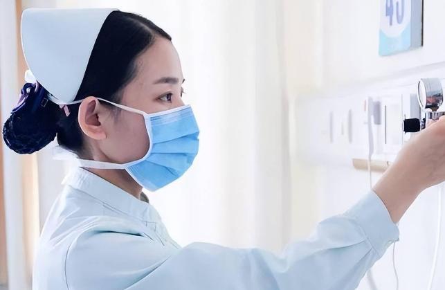 女护士处理男患者隐私部位时,会尴尬吗?告诉你实情!