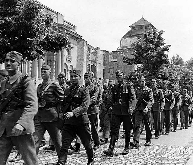 米洛舍维奇为什么下台,米洛舍维奇死因真相