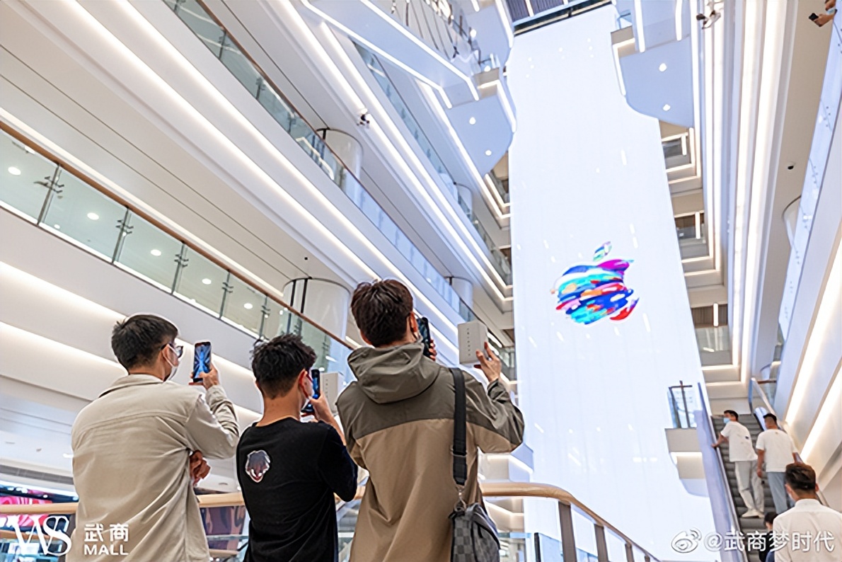 上海张园、成都SKP、武商梦时代“抢戏”，Q4热搜榜太热闹了！