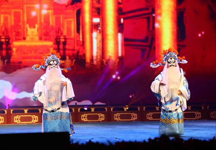 论电影中戏曲元素的应用,中国戏曲元素对电影的影响