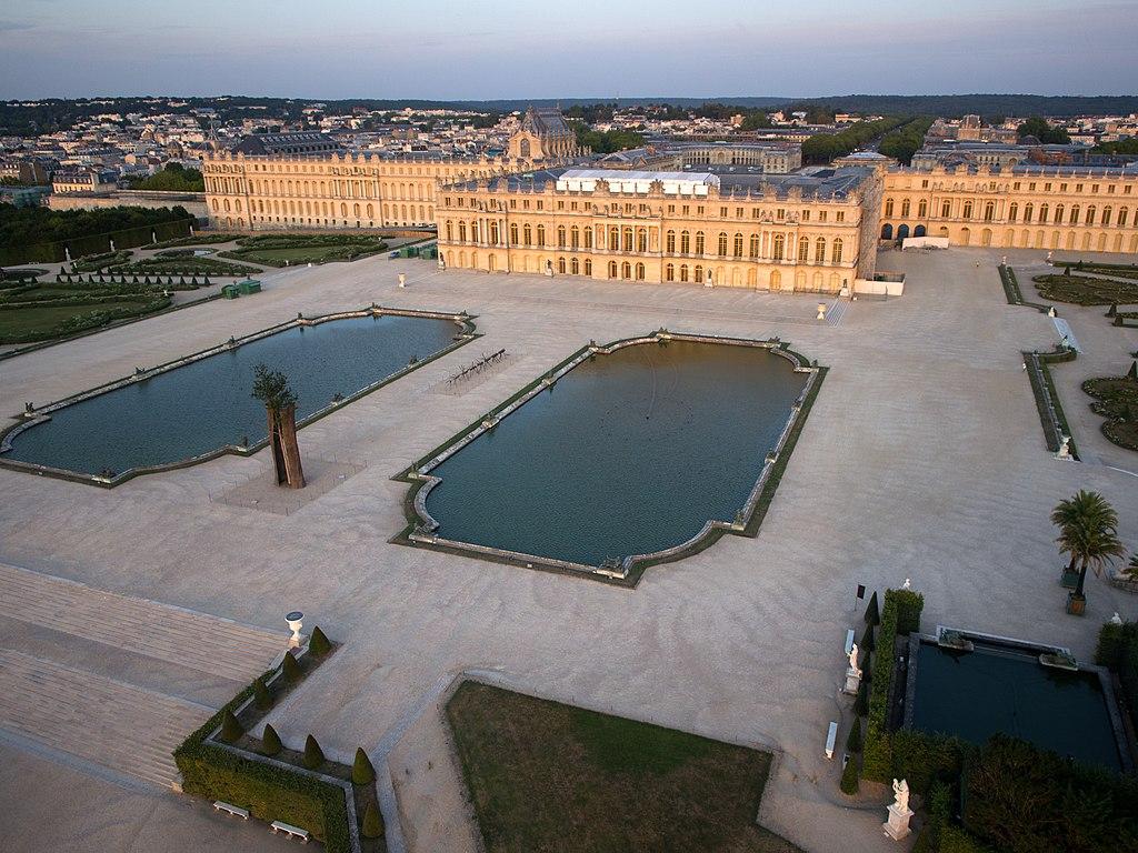 凡尔赛宫的园林,凡尔赛宫花园面积