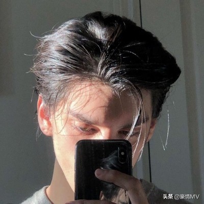 男生头像帅气冷酷霸气漫画可下载,头像男头霸气冷酷伤感超拽帅气