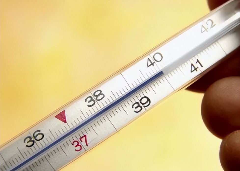 甲流发烧的正确处理方法,甲流发烧的四个阶段症状