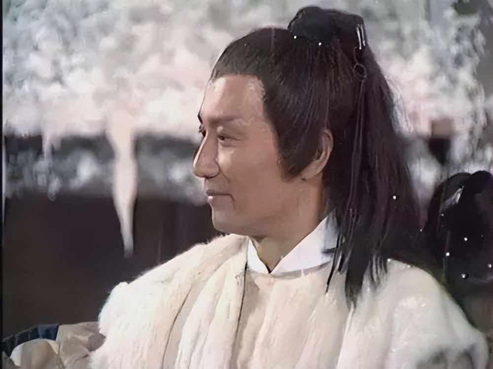 谢贤任达华向华强谁厉害,谢贤向华强谁地位高