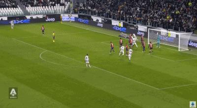 大展身手足坛最强角球直接破门,足坛30大精彩反击破门