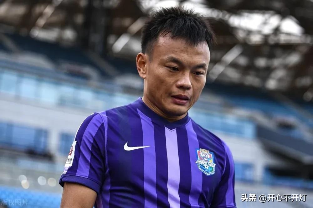 谁说男足软蛋？今33岁老将勇闯新西兰！山东汉子周通真勇士也！