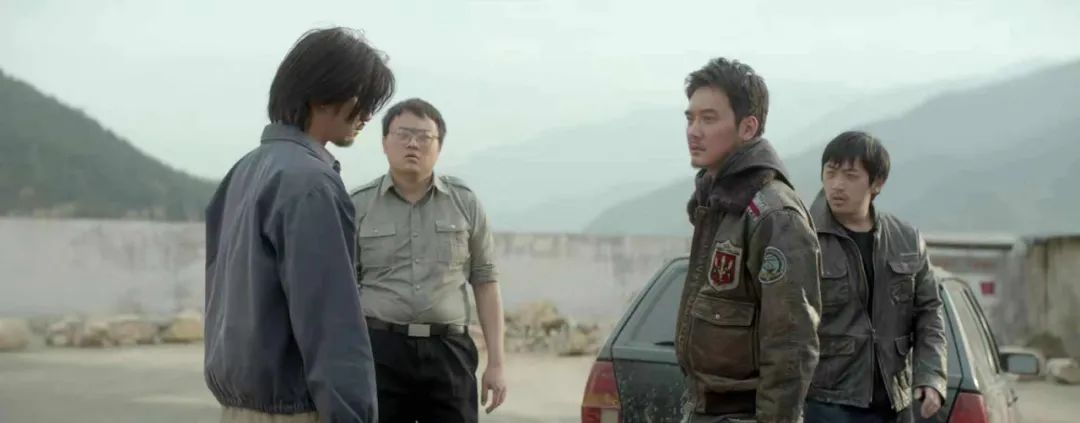 李某迪的行为属于什么违法行为,李某迪事件是否应该通报