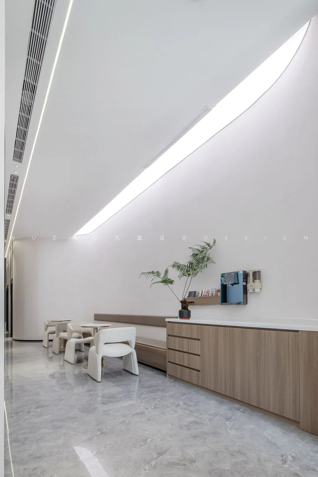 十多平方米牙科诊所装修设计风格,最新口腔装修设计效果图