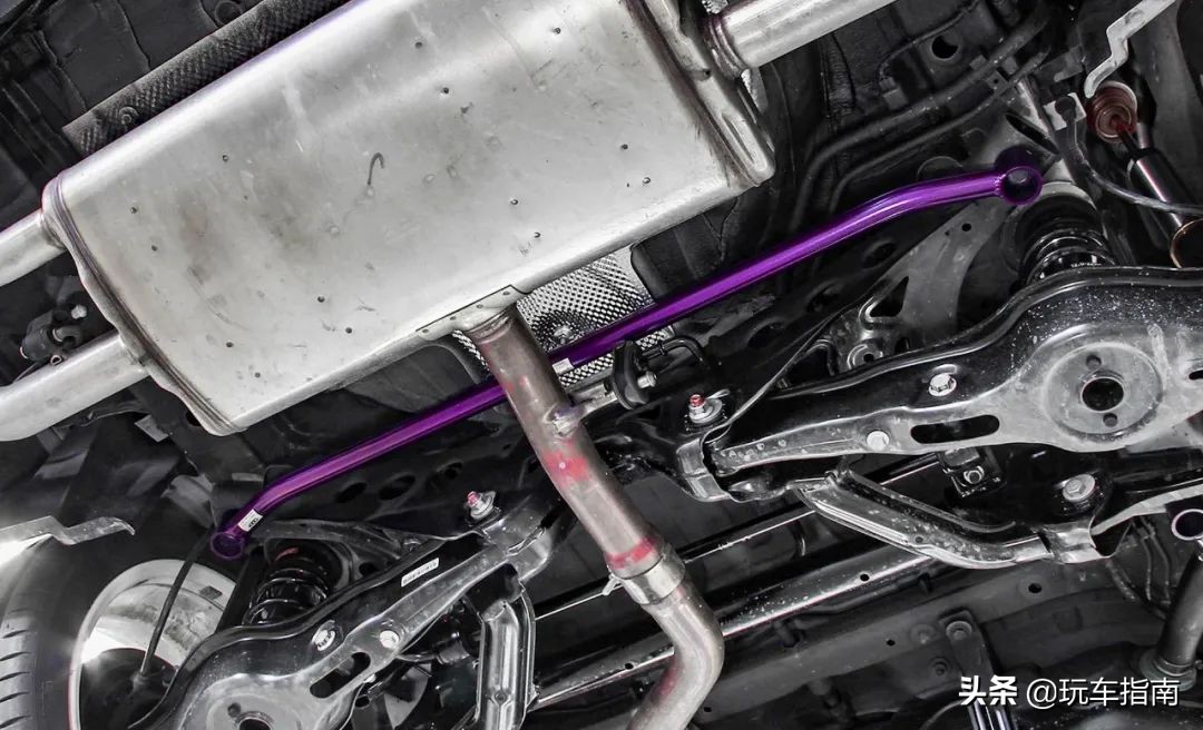 传祺影豹j152021跟2023款有什么区别,传祺影豹r1.5tr-style赛道版落地价