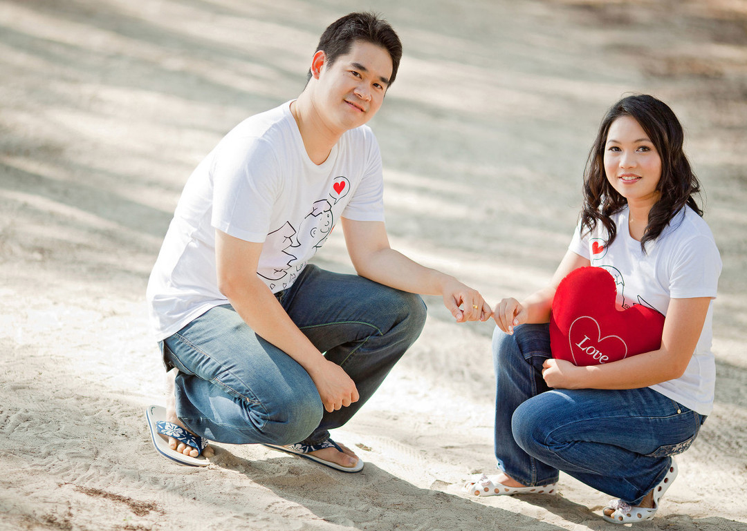 婚后遇到真爱要不要离婚这个话题,婚后遇见真爱到底要不要离婚