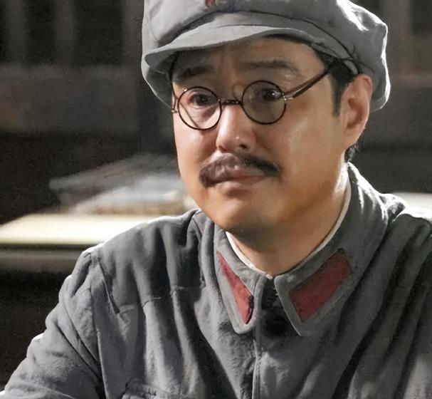 雷醒来发现自己变成了18岁，该怎么办？