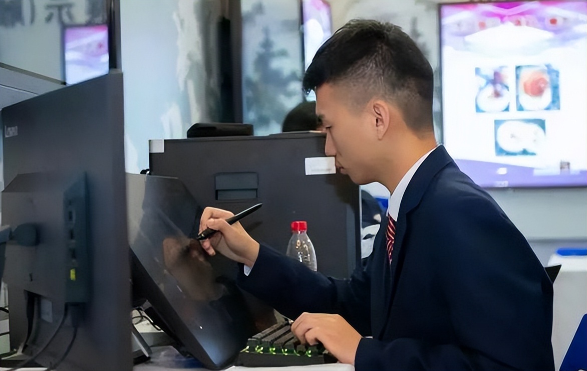 985计算机毕业生月薪3000,985计算机本科真实就业现状