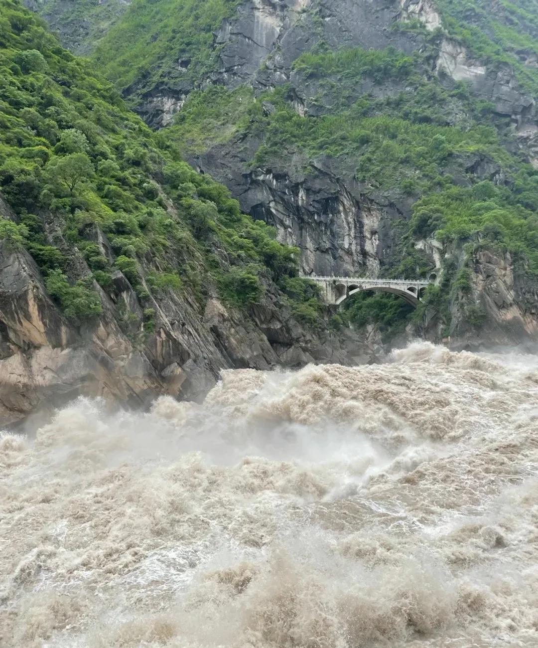 香格里拉十大景点推荐英文,香格里拉的十大最好景点