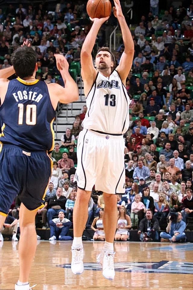 狗中哈士奇，国中土耳其，超时空中锋，今成土耳其国民骄傲