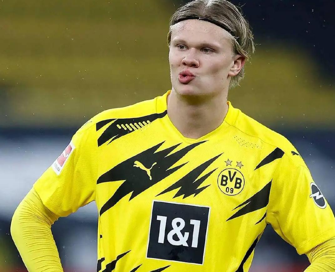 十大从未拿过欧冠与世界杯的巨星,因各种原因无缘欧洲杯的球星