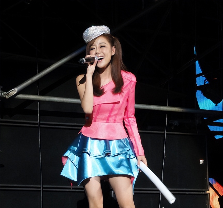 安又琪是哪一届的超级女声,安又琪是超女冠军吗