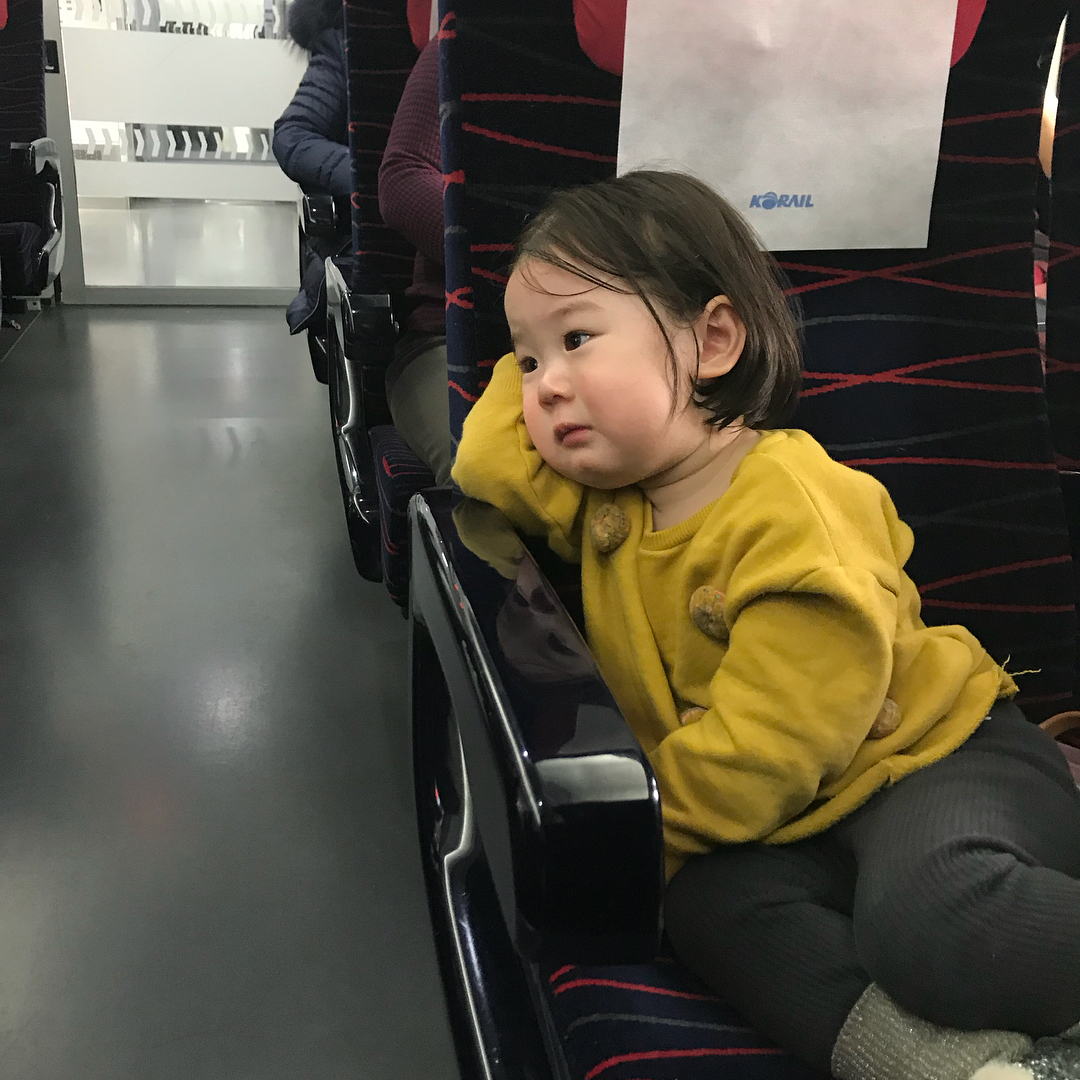 最近超火的可爱小女孩表情包,小女孩可爱萌表情包